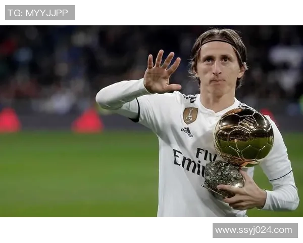 足球球星粤语发音趣谈:解析国际巨星名字的地道发音与韵味 足球球星粤语发音趣谈:解析国际巨星名字的地道发音与韵味